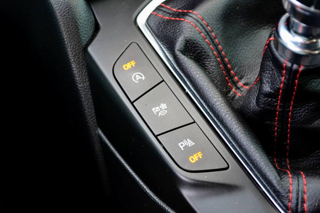 Ford Focus (R014HX) met abonnement