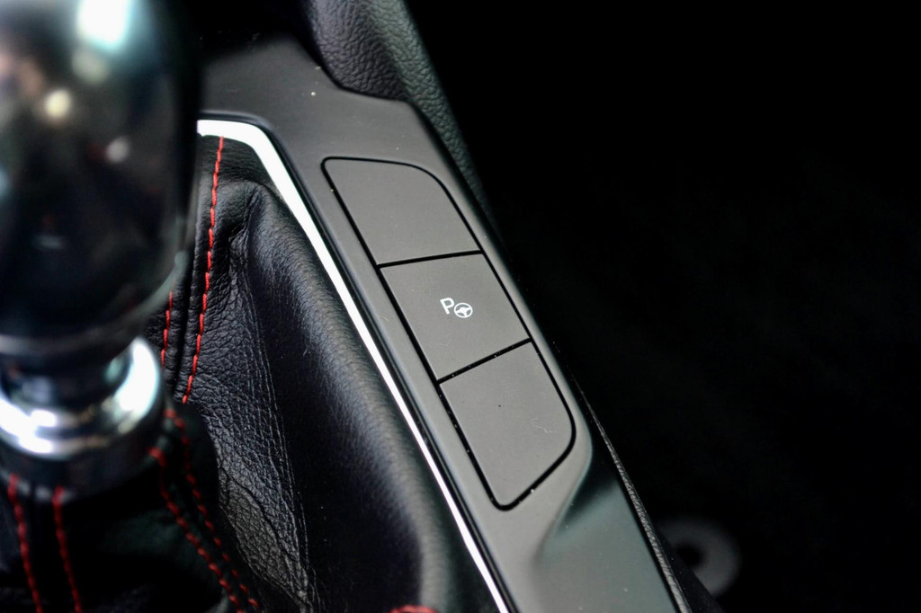 Ford Focus (R014HX) met abonnement