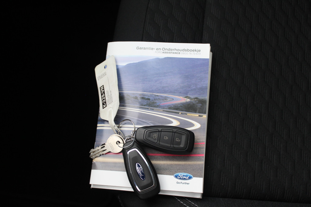 Ford Puma (K229VN) met abonnement