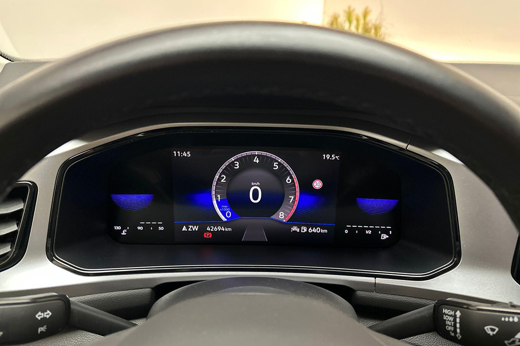 Volkswagen T-Roc (T114RD) met abonnement