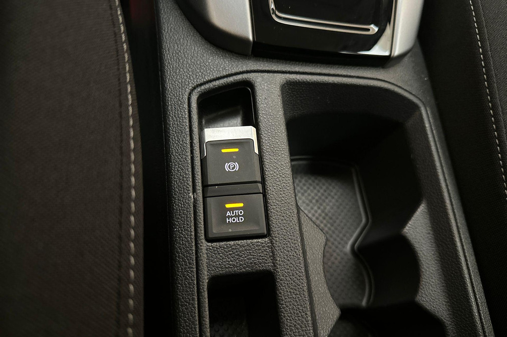 Volkswagen T-Roc (T114RD) met abonnement