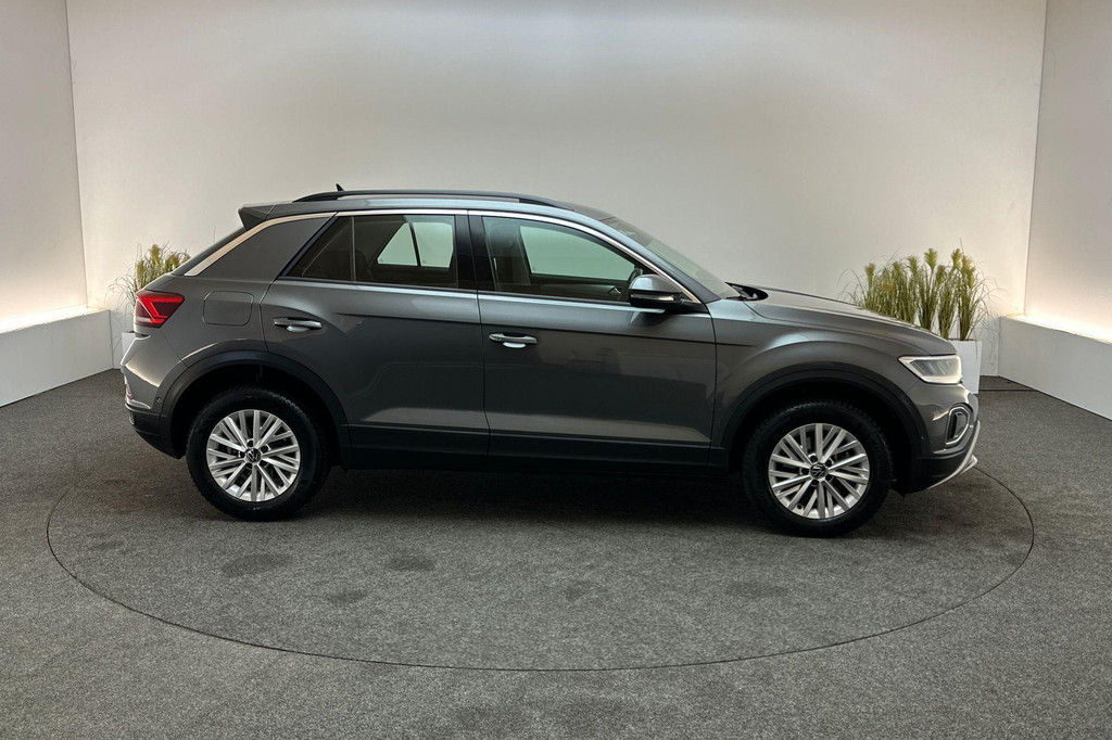 Volkswagen T-Roc (T114RD) met abonnement