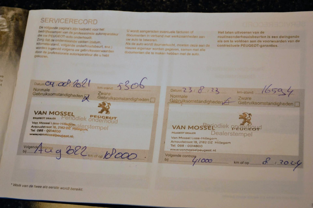 Peugeot e-208 (J651KJ) met abonnement