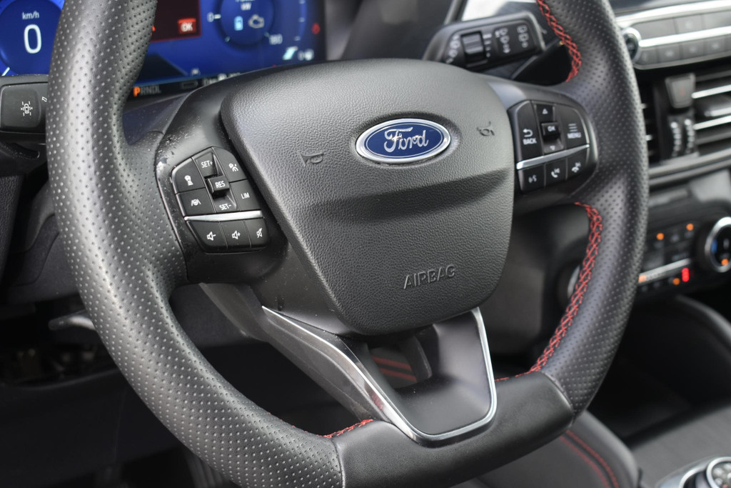 Ford Kuga (HXF69S) met abonnement