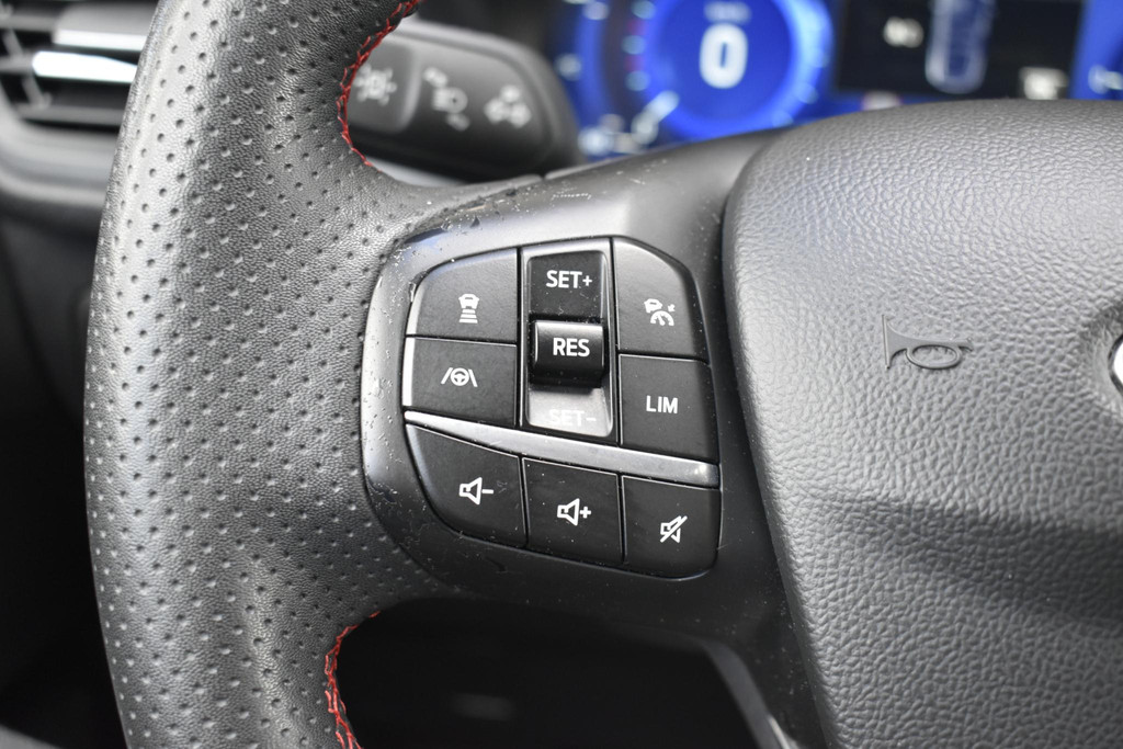 Ford Kuga (HXF69S) met abonnement