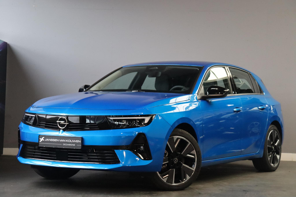 Opel Astra (GFS04R) met abonnement