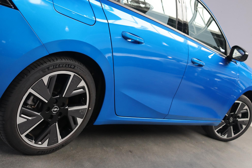 Opel Astra (GFS04R) met abonnement