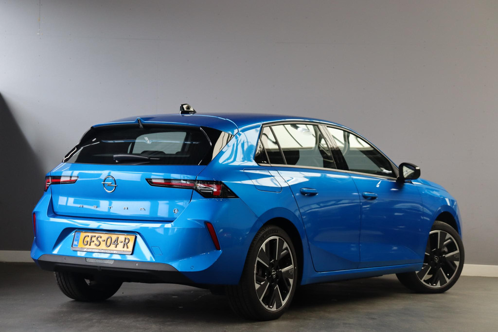 Opel Astra (GFS04R) met abonnement