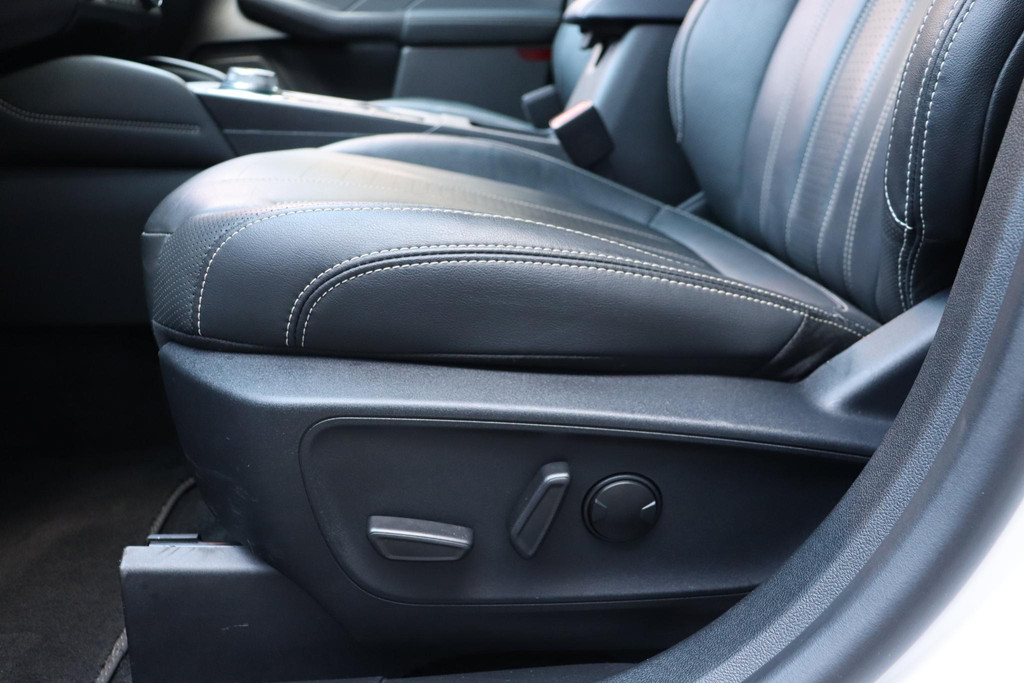 Ford Kuga (HXH49J) met abonnement