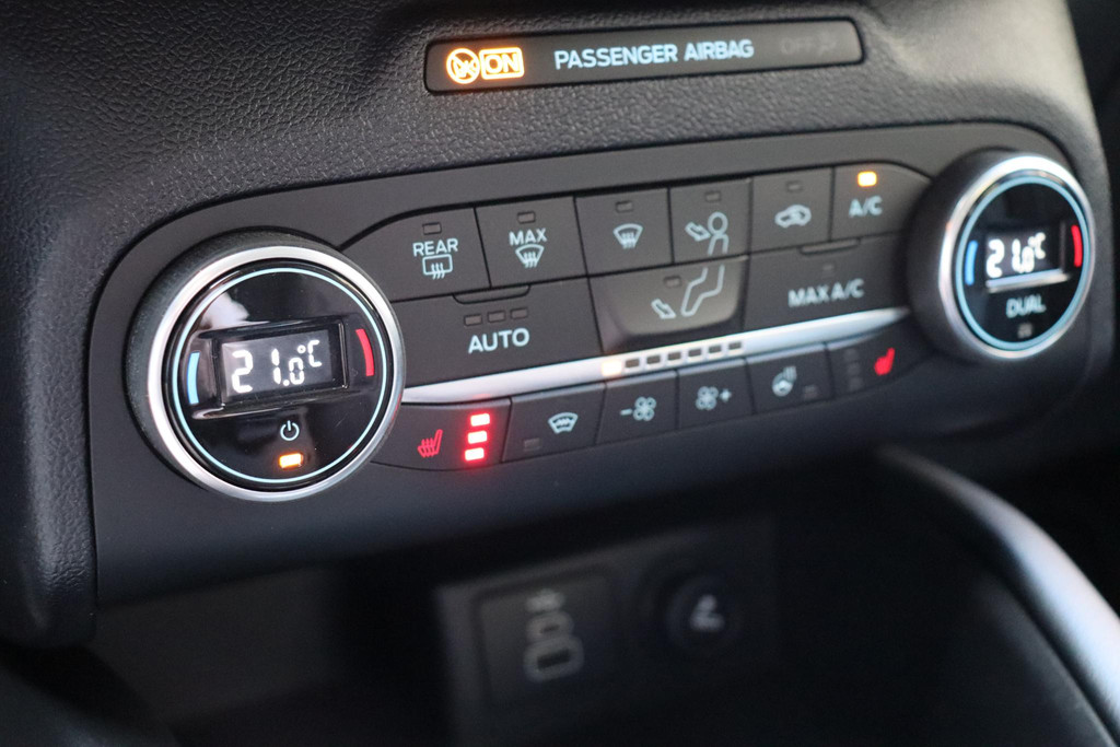 Ford Kuga (HXH49J) met abonnement