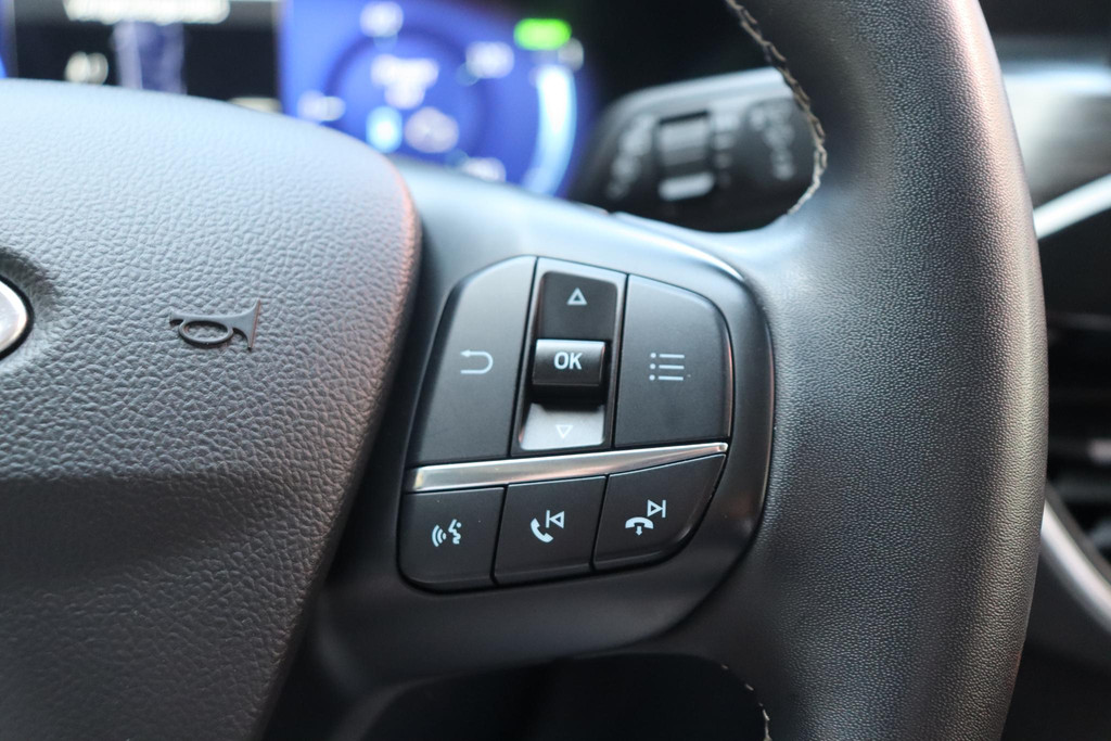 Ford Kuga (HXH49J) met abonnement