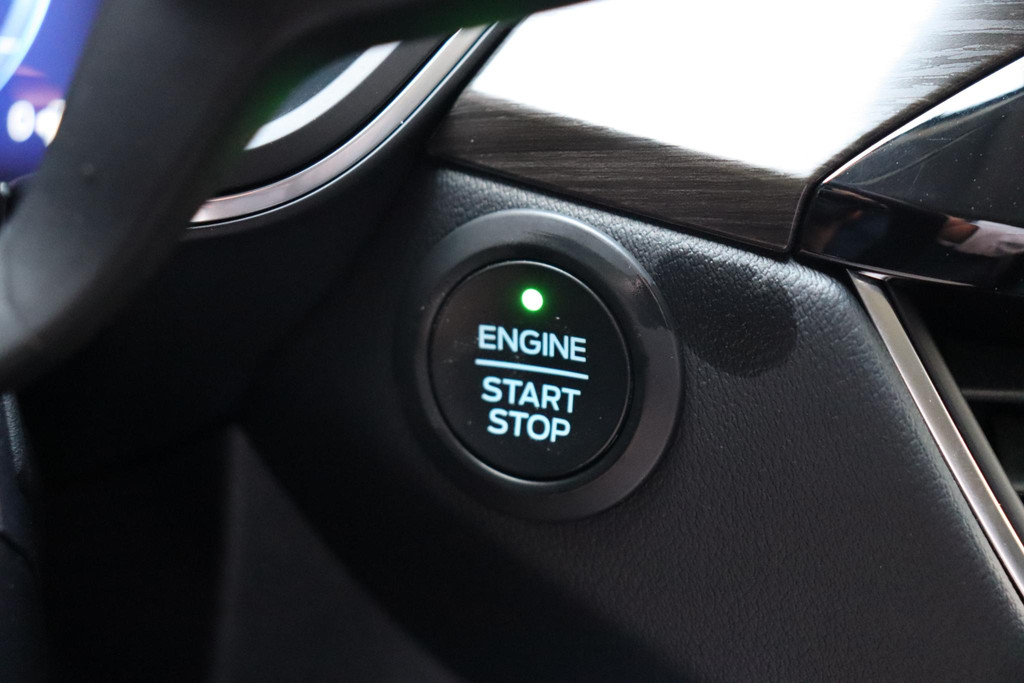 Ford Kuga (HXH49J) met abonnement