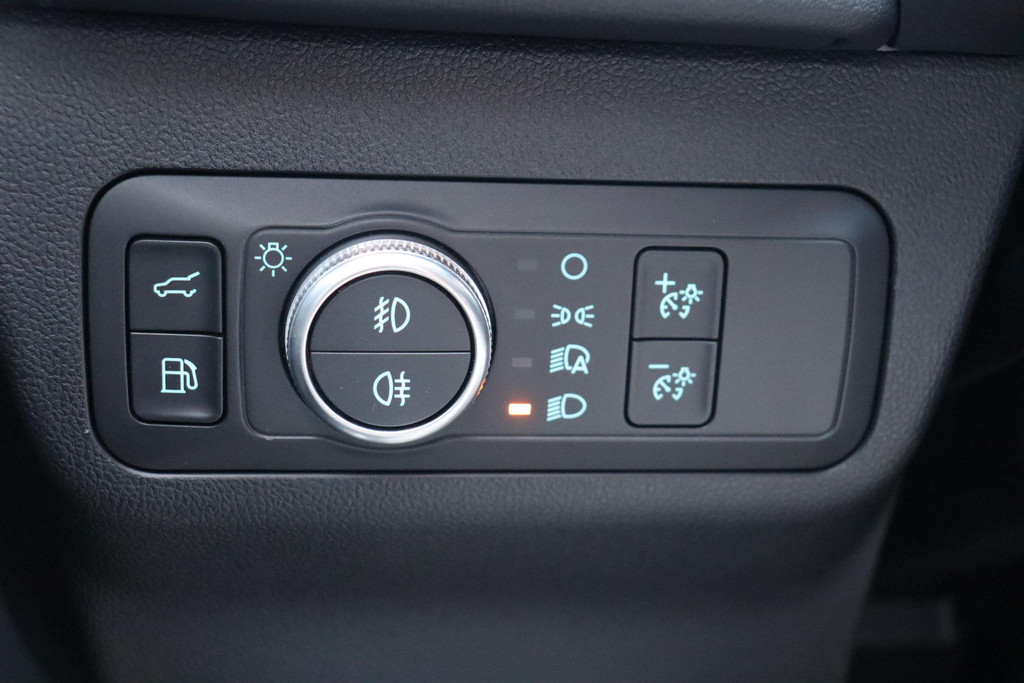 Ford Kuga (HXH49J) met abonnement