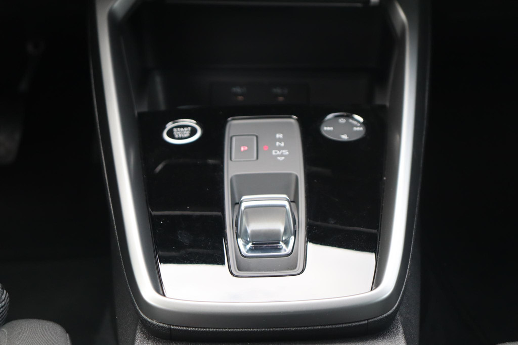 Audi A3 (HPH63V) met abonnement