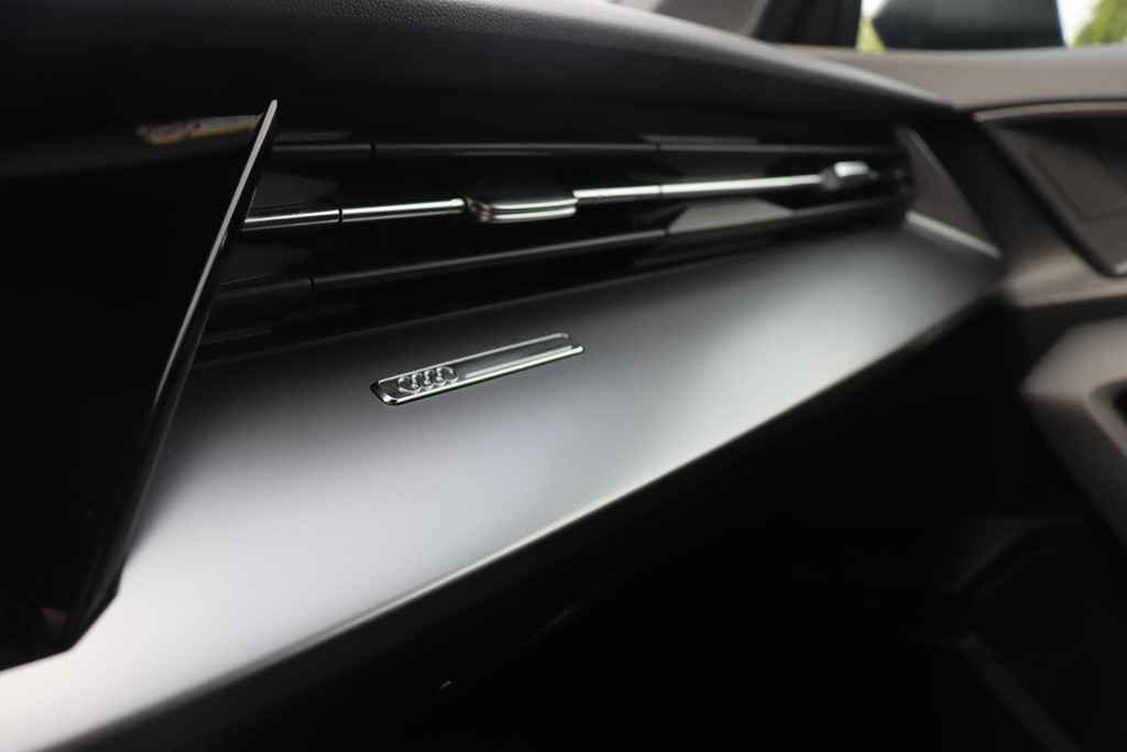 Audi A3 (HPH63V) met abonnement