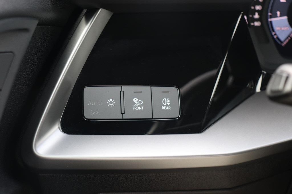 Audi A3 (HPH63V) met abonnement