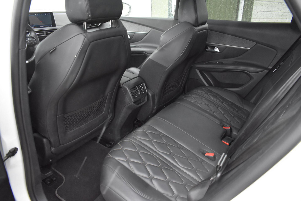 Peugeot 3008 (G670NG) met abonnement