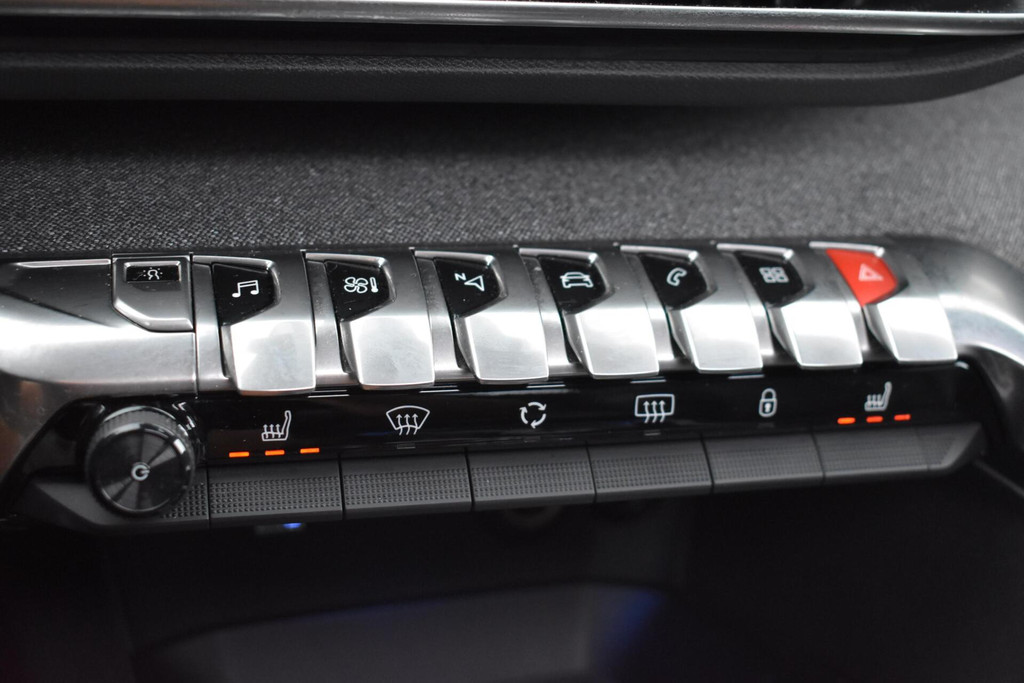 Peugeot 3008 (G670NG) met abonnement