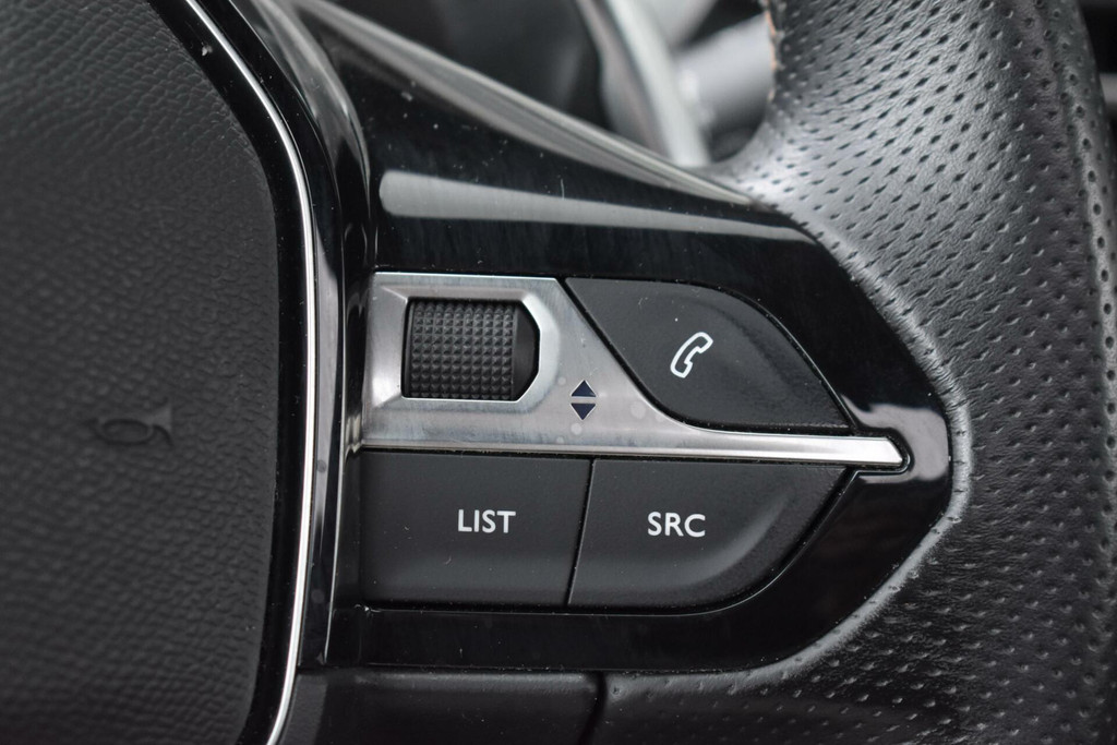 Peugeot 3008 (G670NG) met abonnement