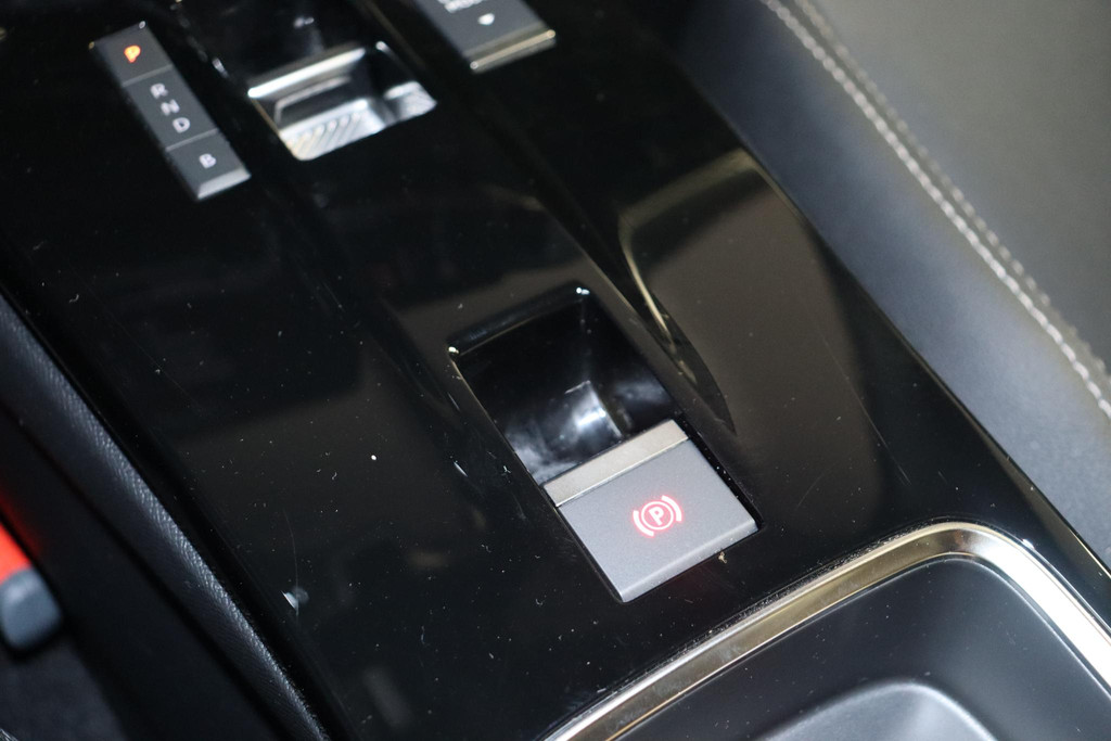 Opel Mokka-e (GFK82H) met abonnement