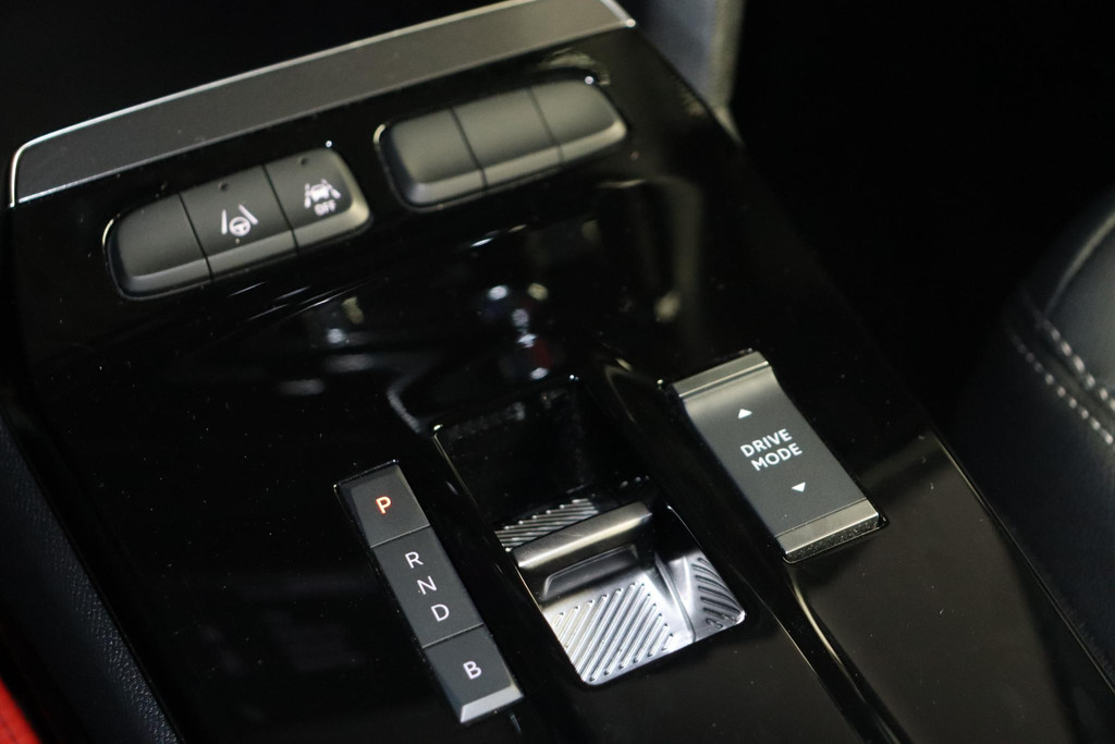 Opel Mokka-e (GFK82H) met abonnement