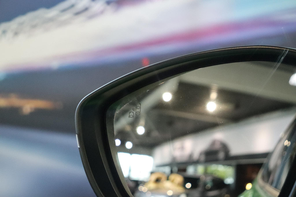 Opel Mokka-e (GFK82H) met abonnement