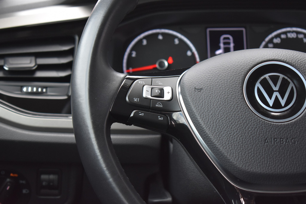 Volkswagen Polo (L261RR) met abonnement