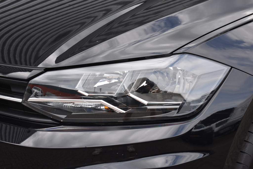 Volkswagen Polo (L261RR) met abonnement