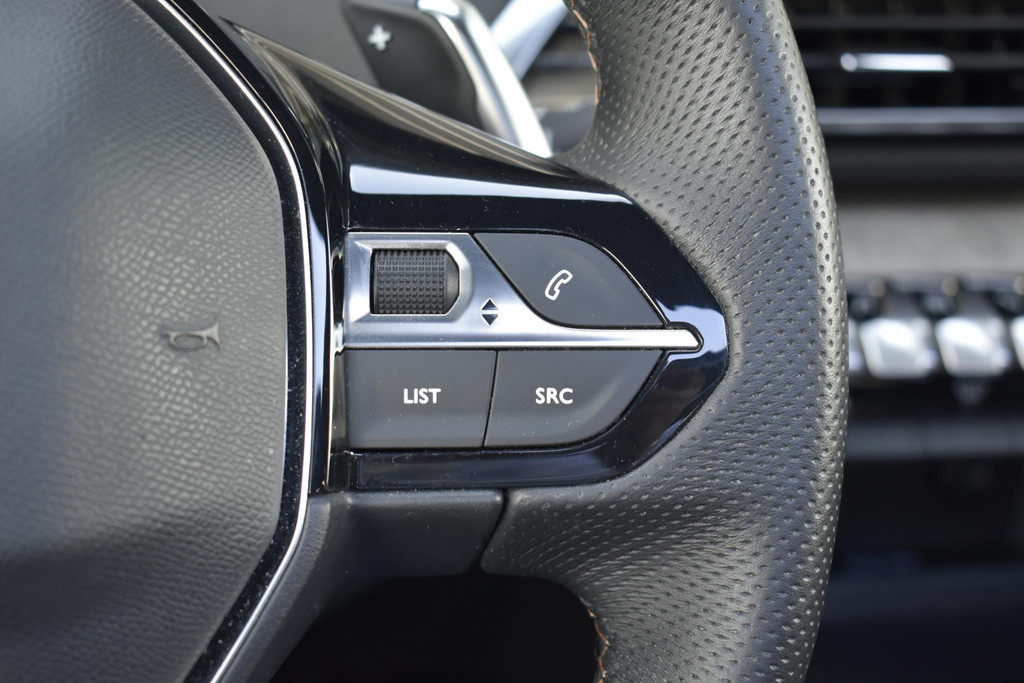 Peugeot 3008 (S355TL) met abonnement