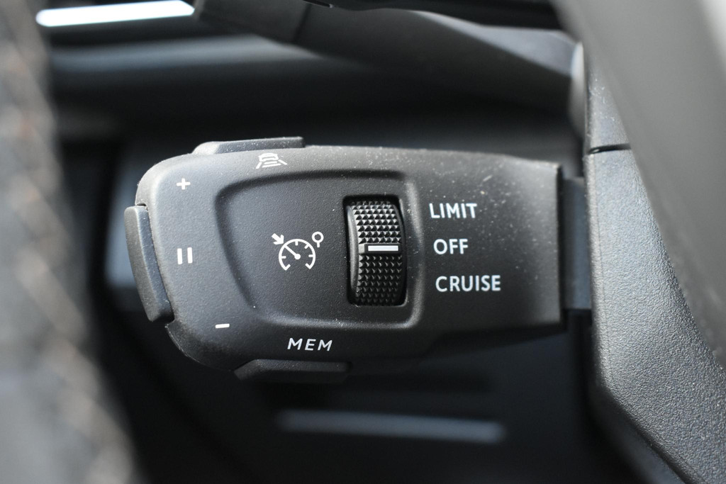 Peugeot 3008 (S355TL) met abonnement