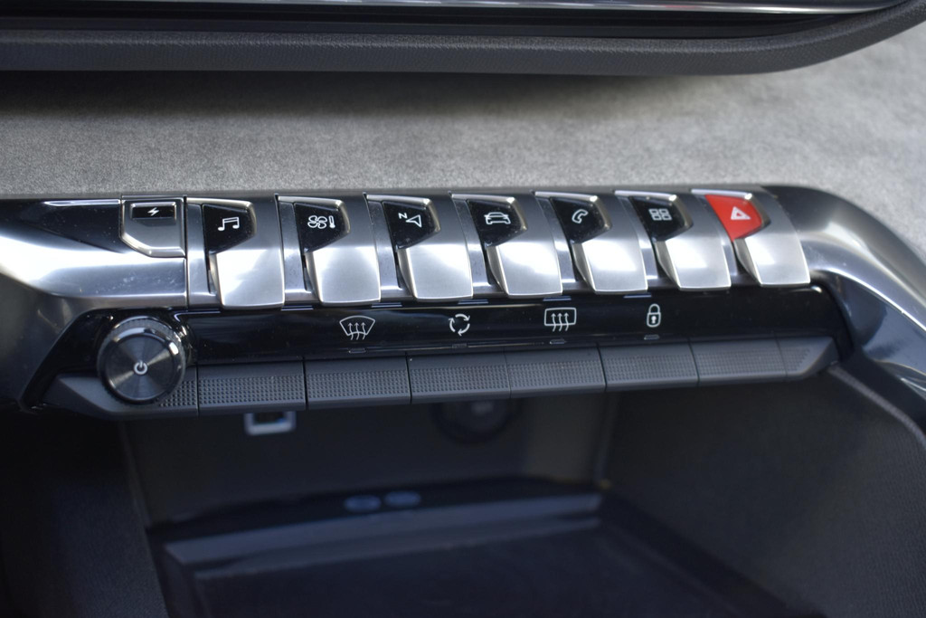 Peugeot 3008 (S355TL) met abonnement