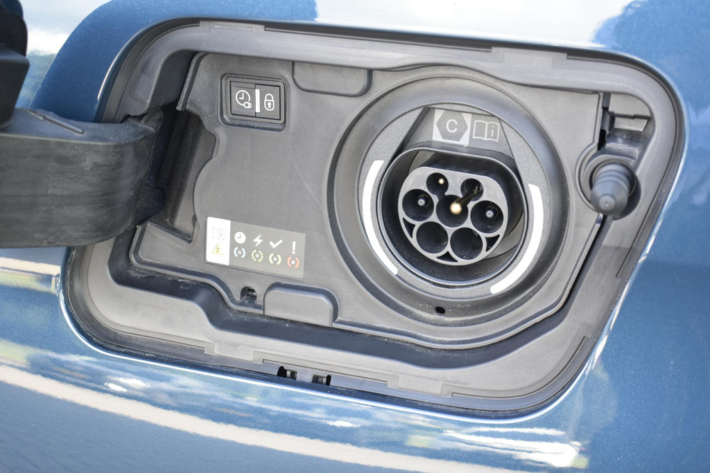 Peugeot 3008 (S355TL) met abonnement