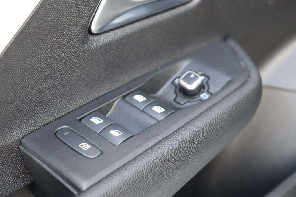 Opel Astra (X389FT) met abonnement