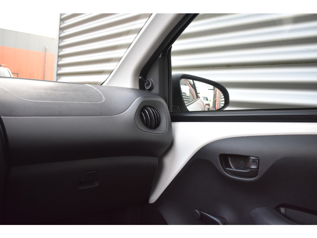 Peugeot 108 (HV662N) met abonnement