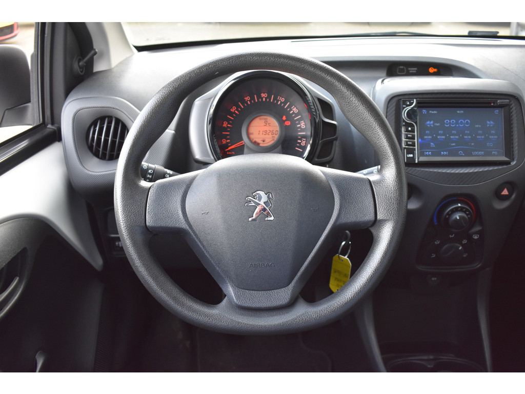 Peugeot 108 (HV662N) met abonnement