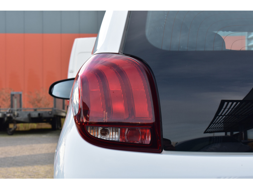 Peugeot 108 (HV662N) met abonnement