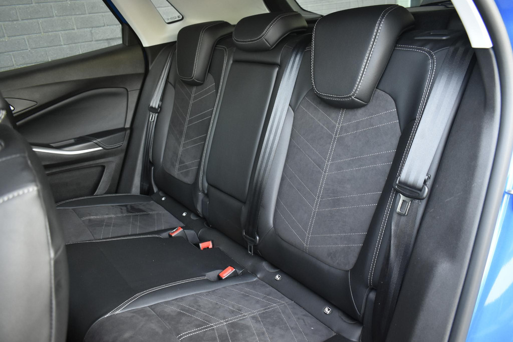 Opel Grandland (JBB26R) met abonnement