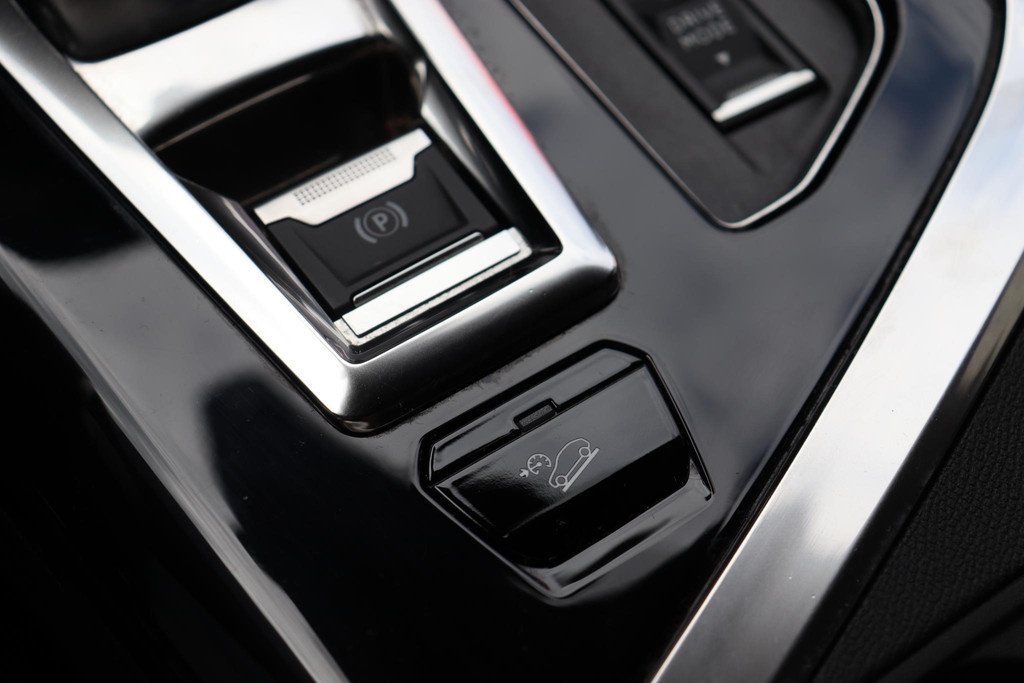 Peugeot 3008 (JBB33S) met abonnement