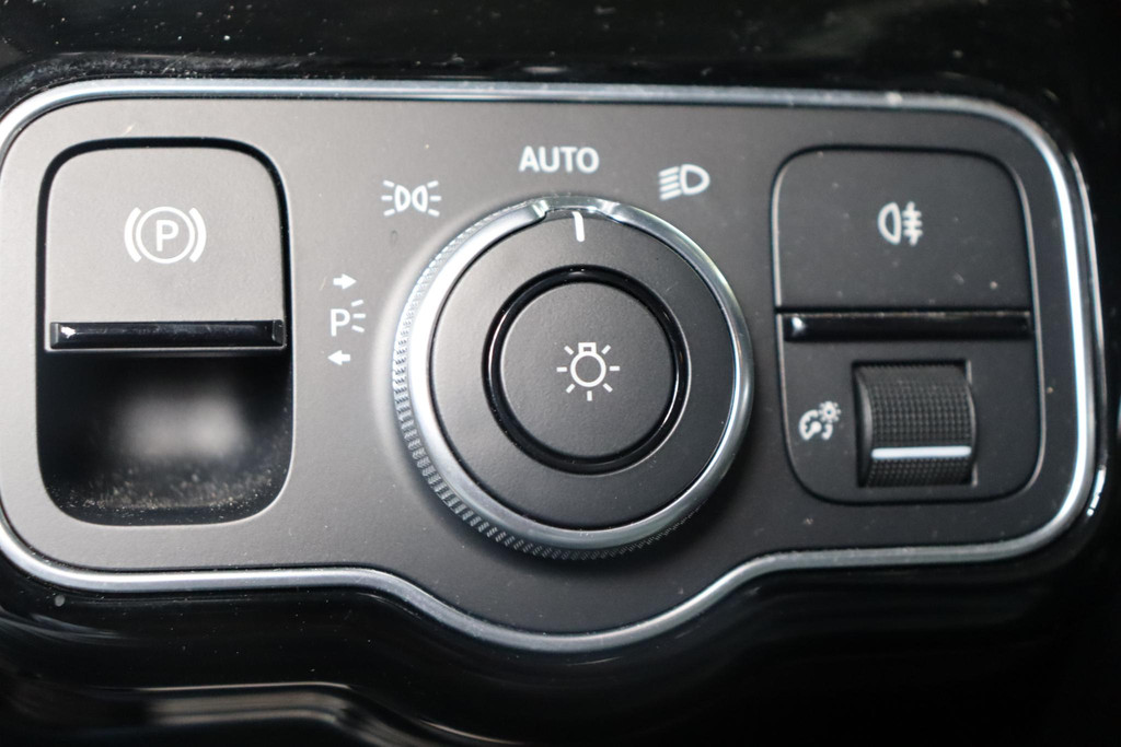 Mercedes-Benz A-Klasse (J899FL) met abonnement