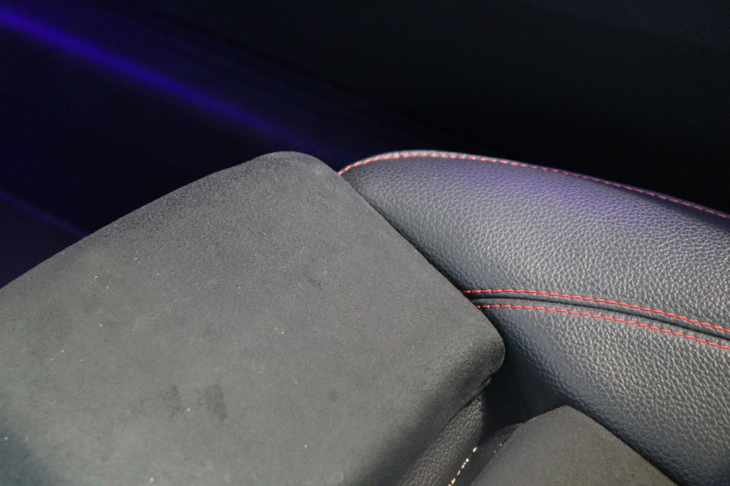 Mercedes-Benz A-Klasse (J899FL) met abonnement