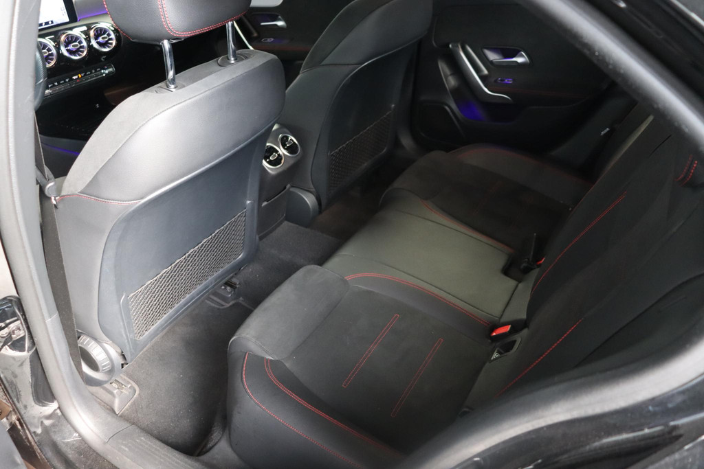 Mercedes-Benz A-Klasse (J899FL) met abonnement