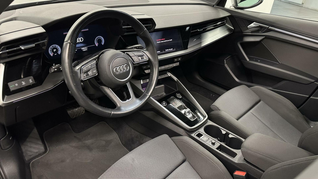 Audi A3 (L523NB) met abonnement