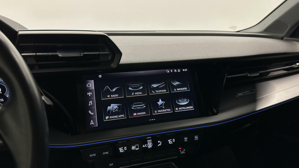 Audi A3 (L523NB) met abonnement