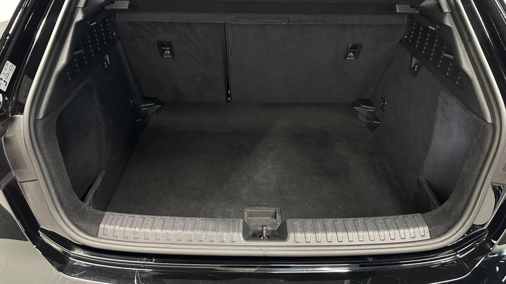 Audi A3 (L523NB) met abonnement