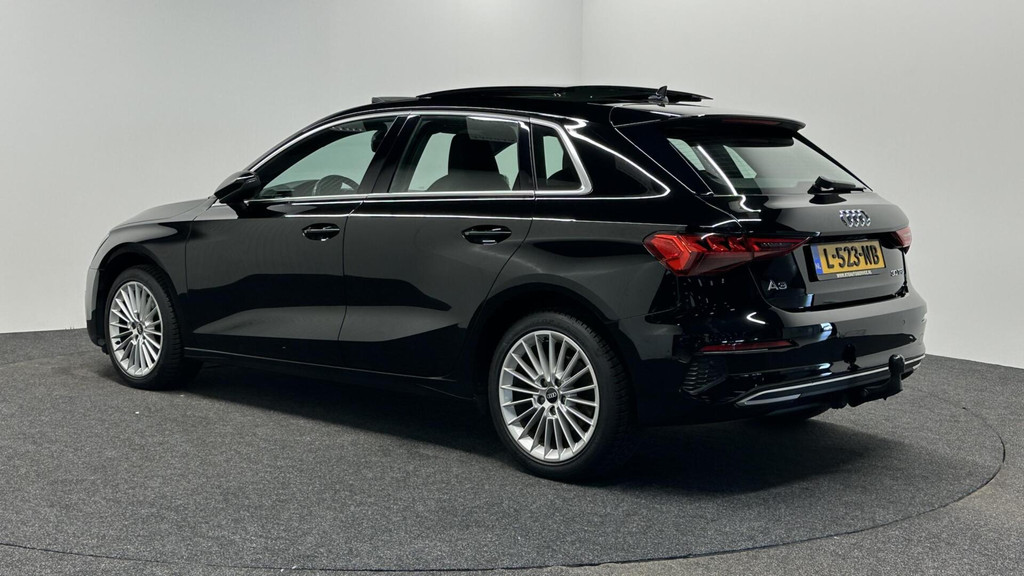 Audi A3 (L523NB) met abonnement