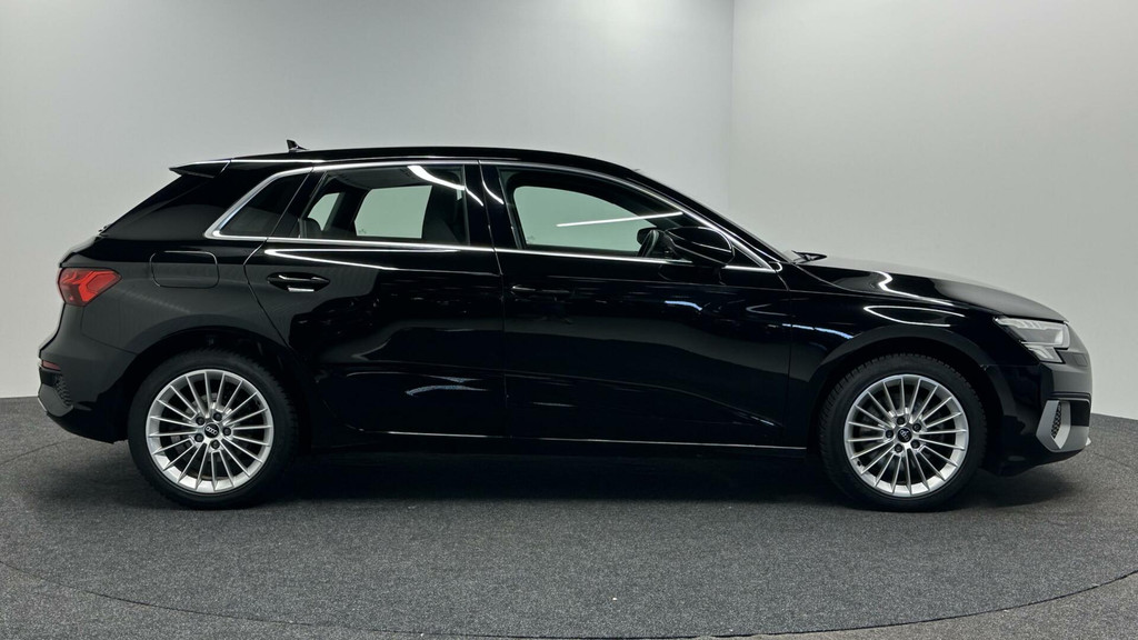 Audi A3 (L523NB) met abonnement