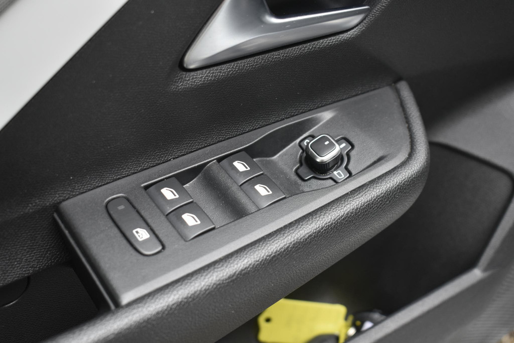 Opel Astra (X296FT) met abonnement