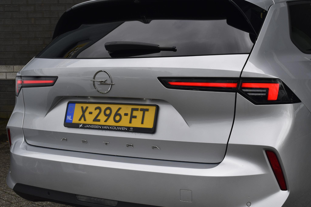 Opel Astra (X296FT) met abonnement