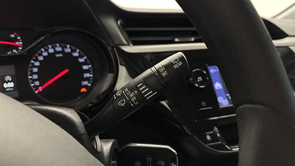 Opel Corsa (J815DB) met abonnement