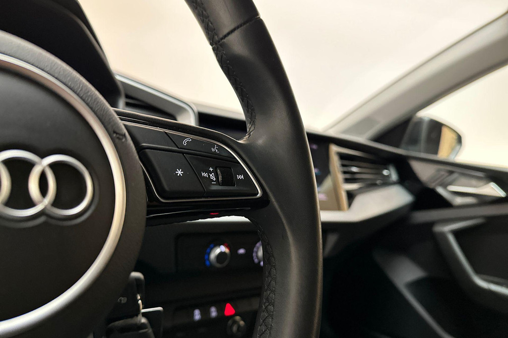 Audi A1 (P664XX) met abonnement